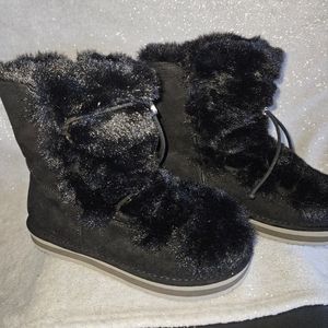 Sun + Stone Womens Remii Tan Faux Suede Fuzzy Winter  Snow Boots Shoes NWT Black